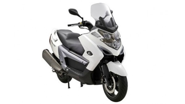 MYROAD 700cc