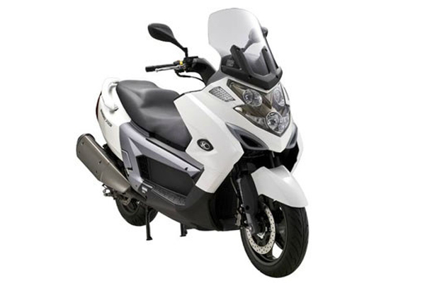 MYROAD 700cc