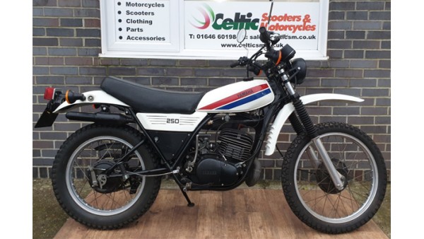 DT250 MX 250cc