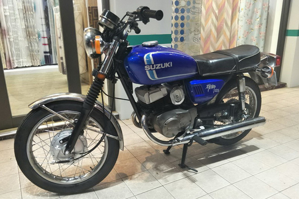 雄獅 125cc