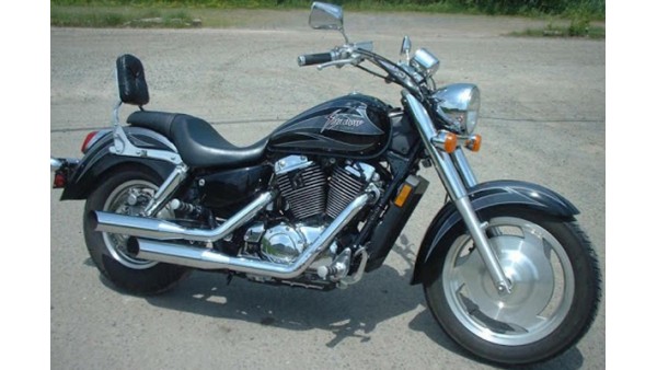 VT1100 C2 Shadow Sabre 1100cc