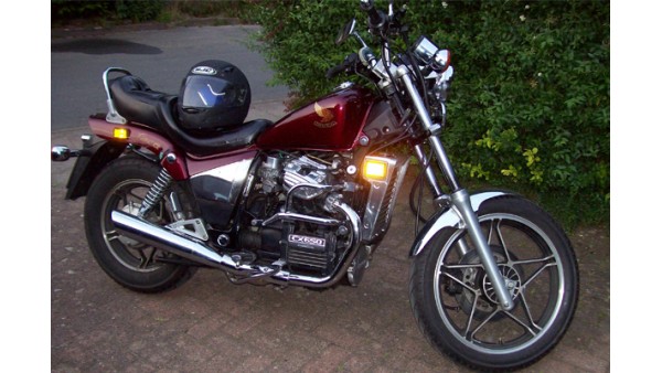 CX650C Custom 650cc