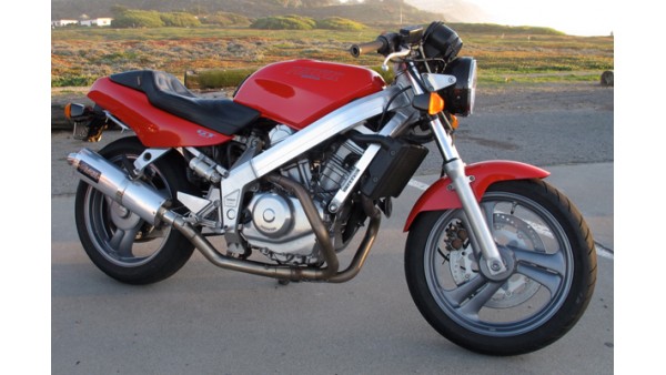 NT650 Hawk GT 650cc