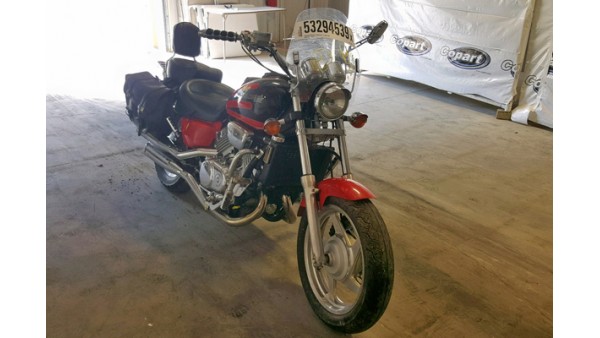 VF750 C2 750cc