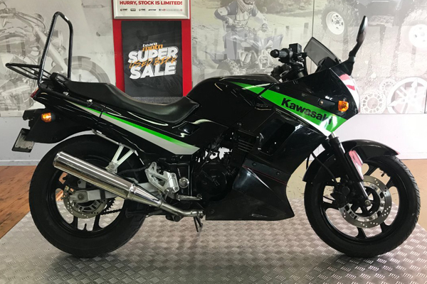 GPX250R  EX250 F2-F8 250cc